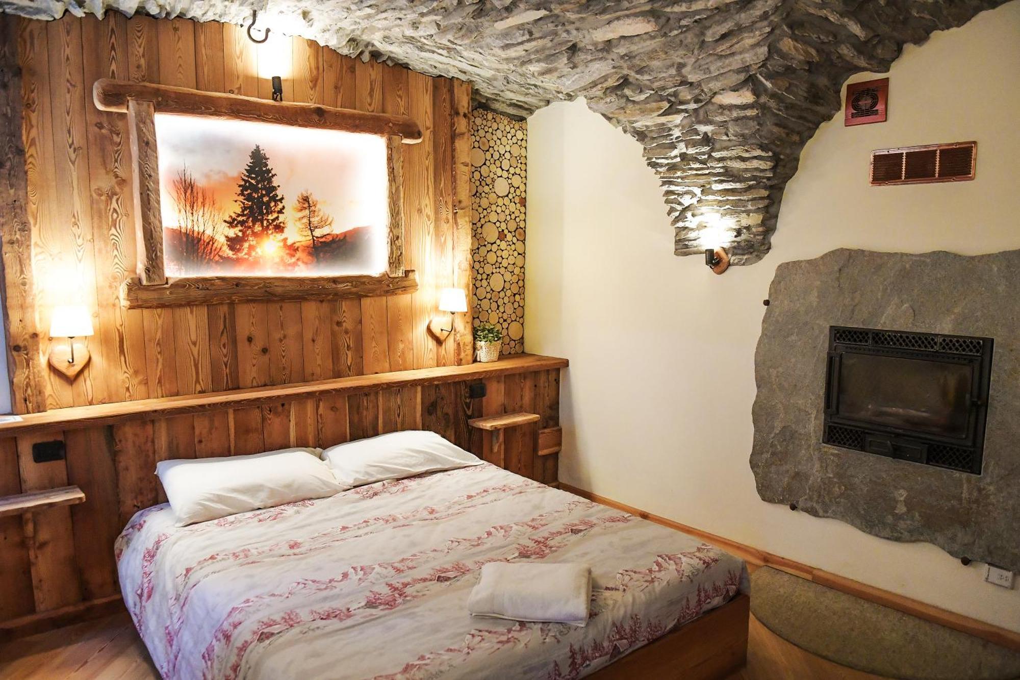 Hotel Le Petit Fenestrelle Extérieur photo