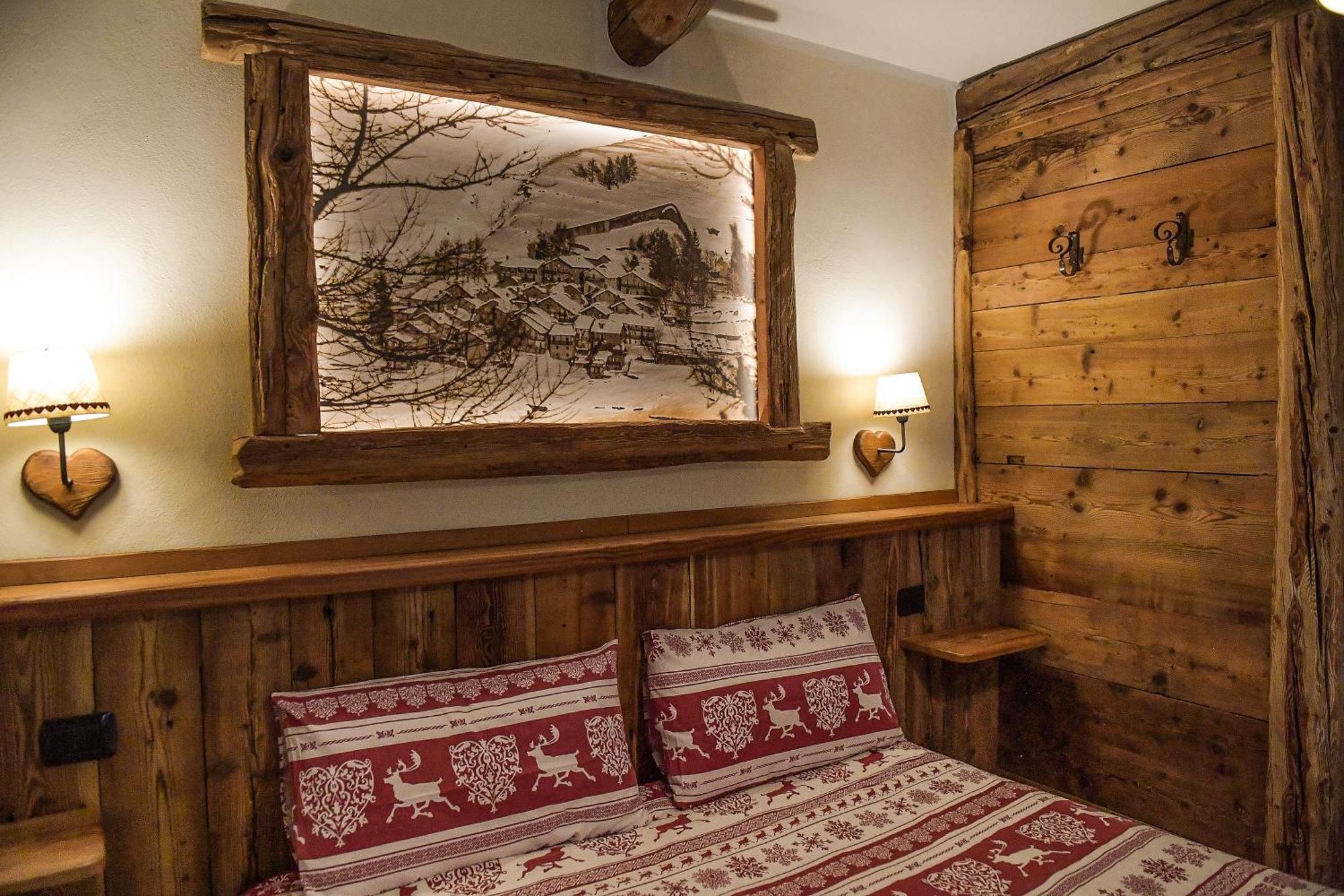 Hotel Le Petit Fenestrelle Extérieur photo