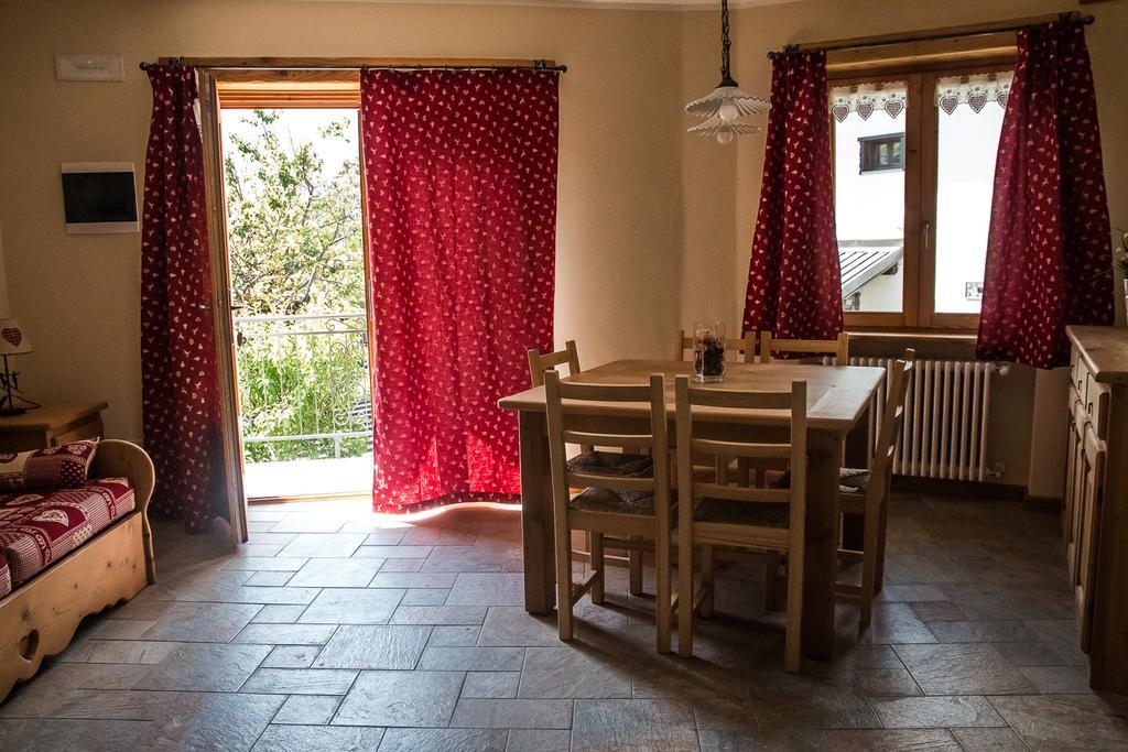 Hotel Le Petit Fenestrelle Extérieur photo